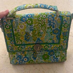 LIKE NEW (NO TAGS) Vera Bradley English Meadow Turn-lock Purse L 9.5” x 9.5”